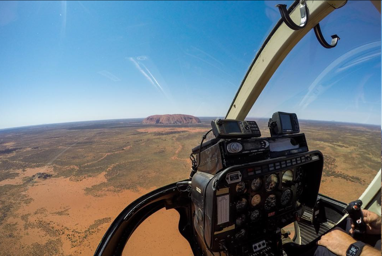 San Sebastian Tour Virtual | Explore Uluru: The Sacred Heart of Australia's Outback | 3-Day Travel Guide